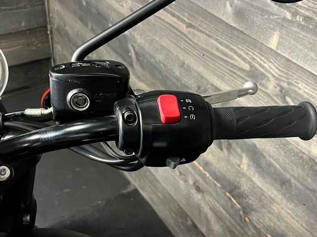 triumph - bonneville-t-100-black