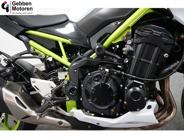 kawasaki - z900
