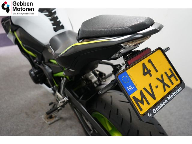 kawasaki - z900