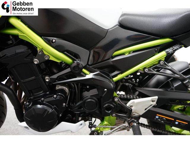 kawasaki - z900