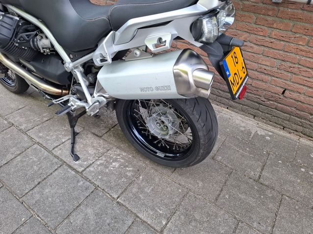 moto-guzzi - stelvio