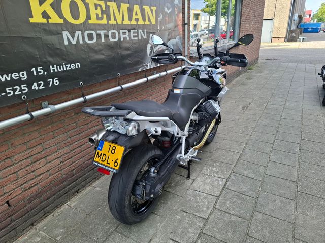 moto-guzzi - stelvio
