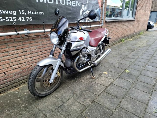 moto-guzzi - 750-breva-ie