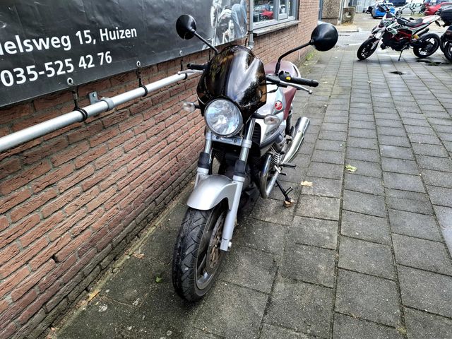 moto-guzzi - 750-breva-ie