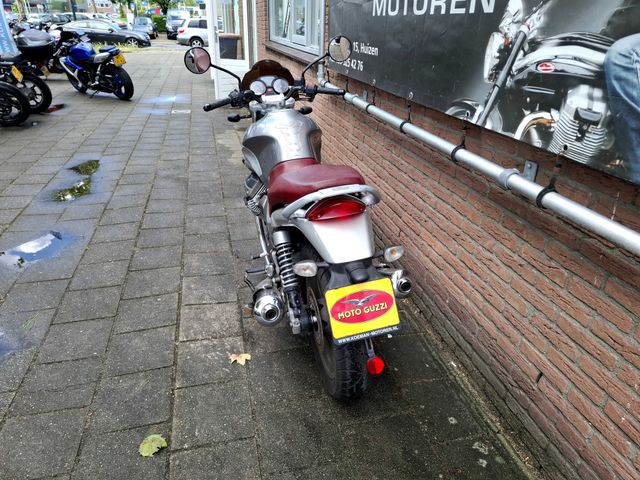 moto-guzzi - 750-breva-ie
