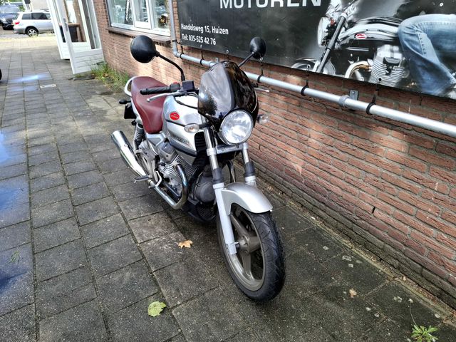 moto-guzzi - 750-breva-ie