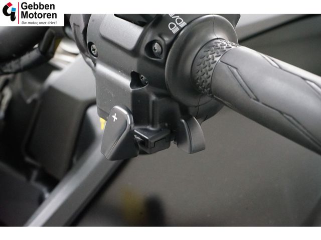 yamaha - mt-09-y-amt