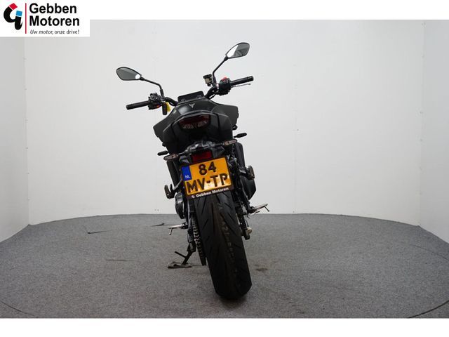 yamaha - mt-09-y-amt