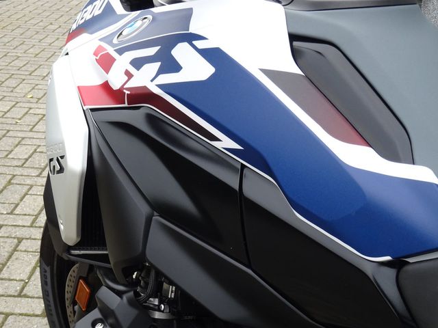 bmw - r-1300-gs