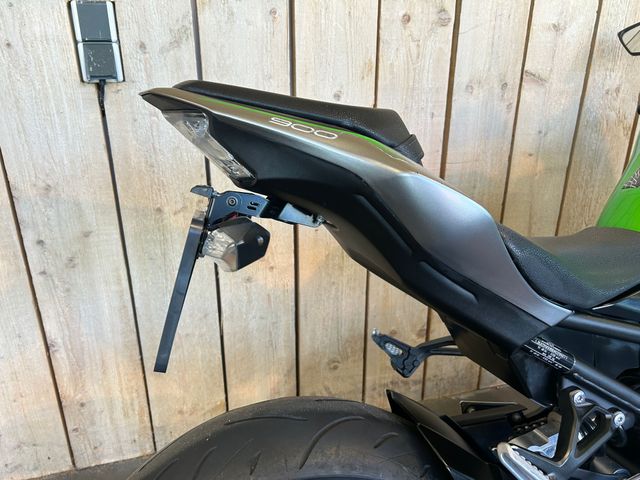 kawasaki - z900