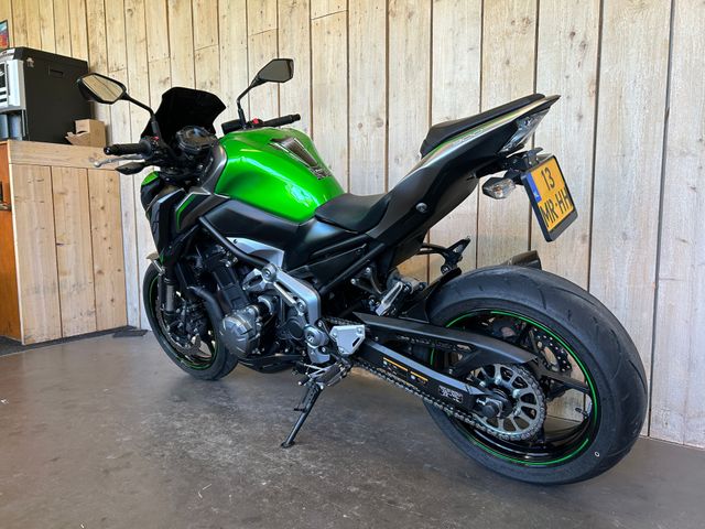 kawasaki - z900