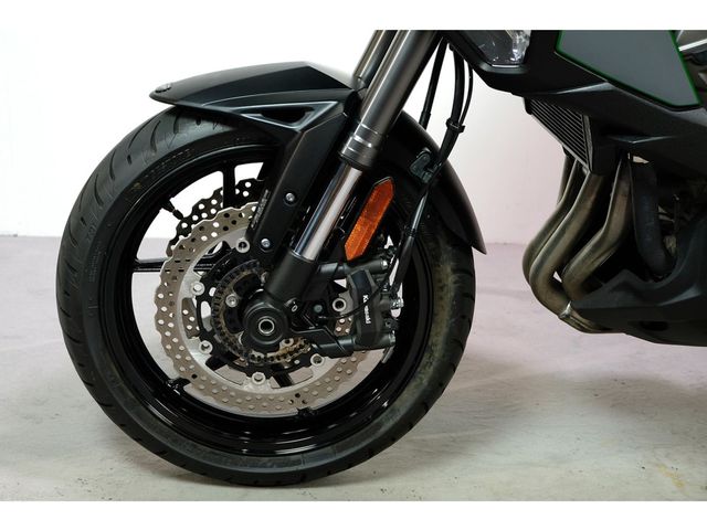 kawasaki - versys-1000-se-tourer