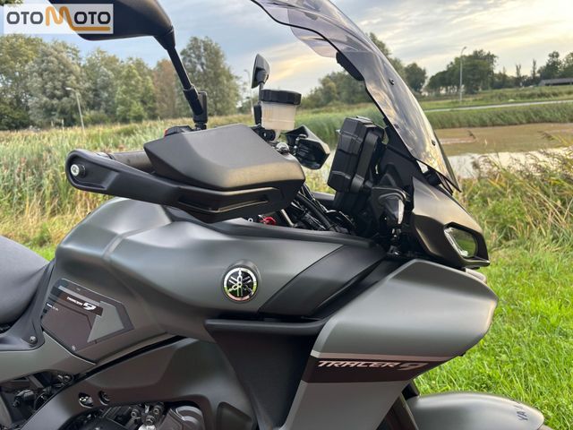 yamaha - tracer-9