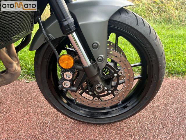 yamaha - tracer-9