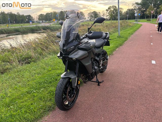 yamaha - tracer-9