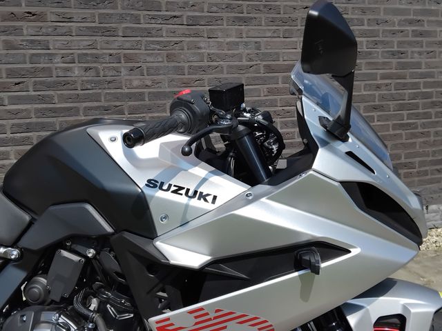 suzuki - gsx-8r