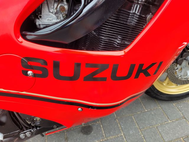 suzuki - gsx-600-f