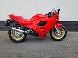 SUZUKI GSX 600 F