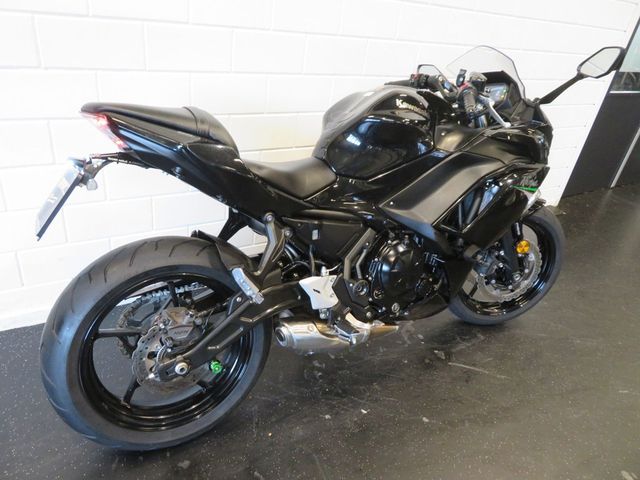 kawasaki - ninja-650