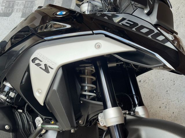 bmw - r-1300-gs-triple-black