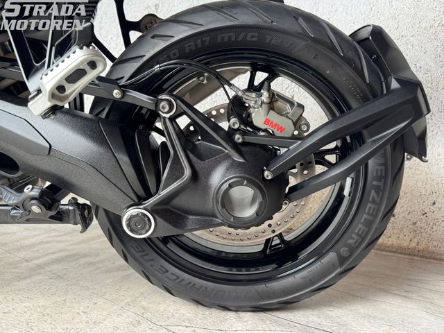 bmw - r-1300-gs-triple-black