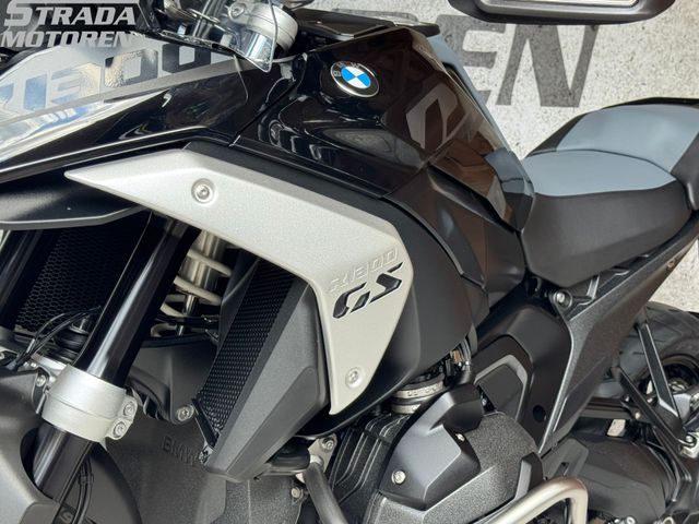 bmw - r-1300-gs-triple-black