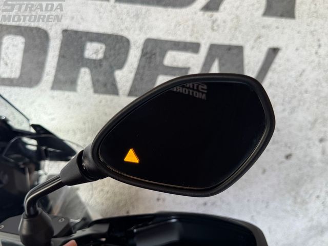 bmw - r-1300-gs-triple-black