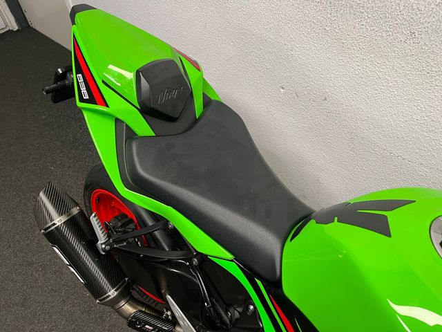 kawasaki - zx-6r
