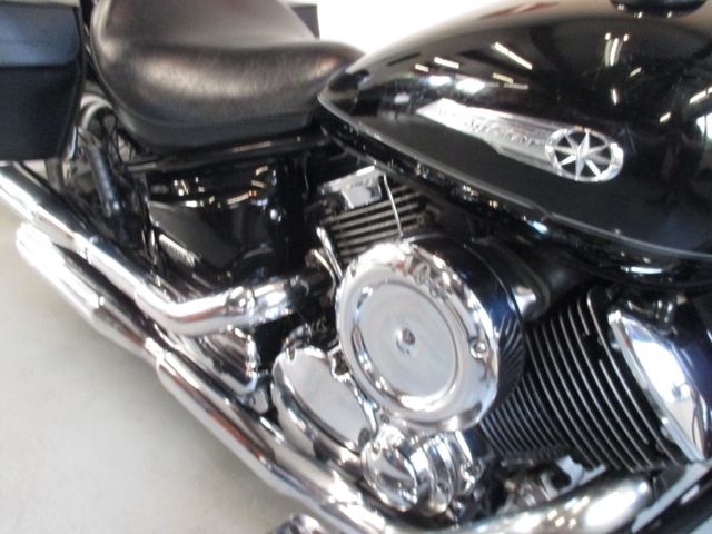 yamaha - xvs-1100-a-dragstar-classic