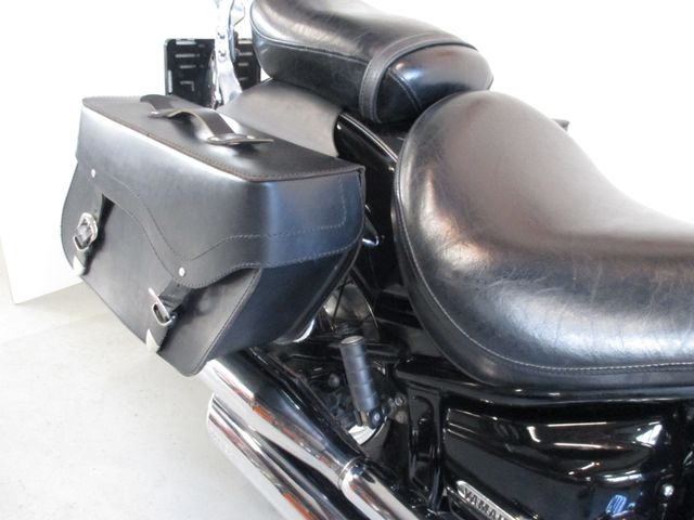 yamaha - xvs-1100-a-dragstar-classic