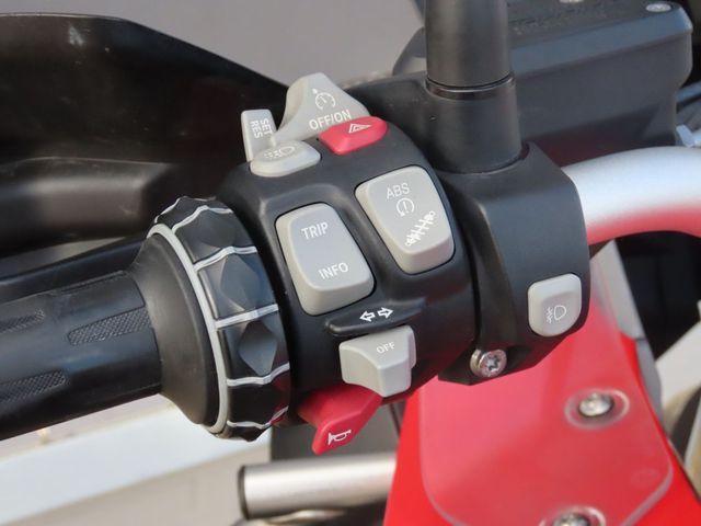 bmw - r-1200-gs-adventure