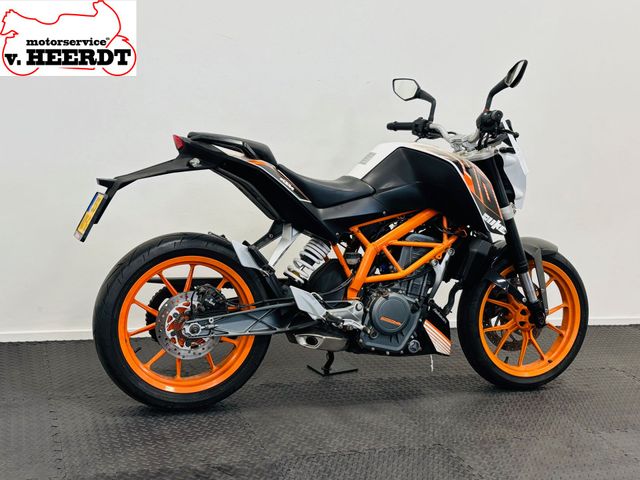 ktm - 390-duke
