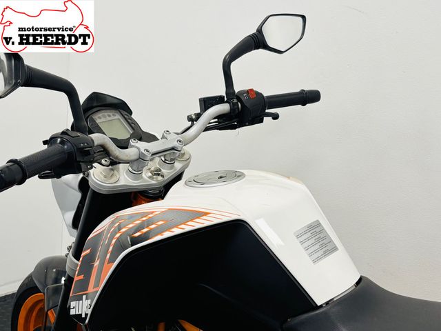 ktm - 390-duke