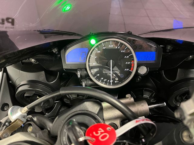 yamaha - yzf-r1