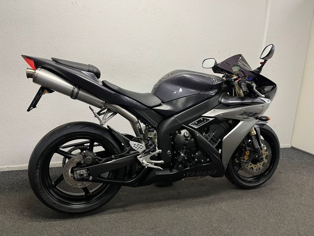 yamaha - yzf-r1