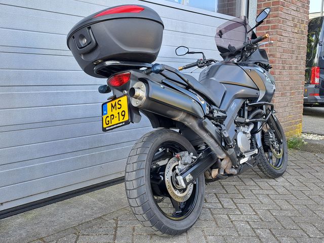 suzuki - v-strom-650-a-black