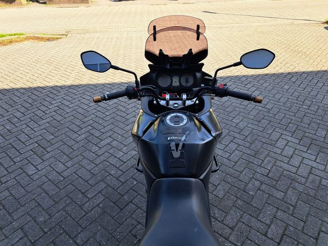 suzuki - v-strom-650-a-black
