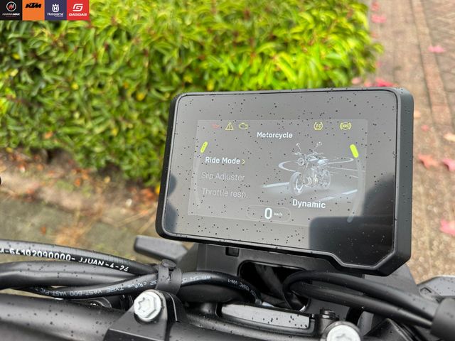 husqvarna - svartpilen-801