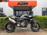 Husqvarna Svartpilen 801 2024