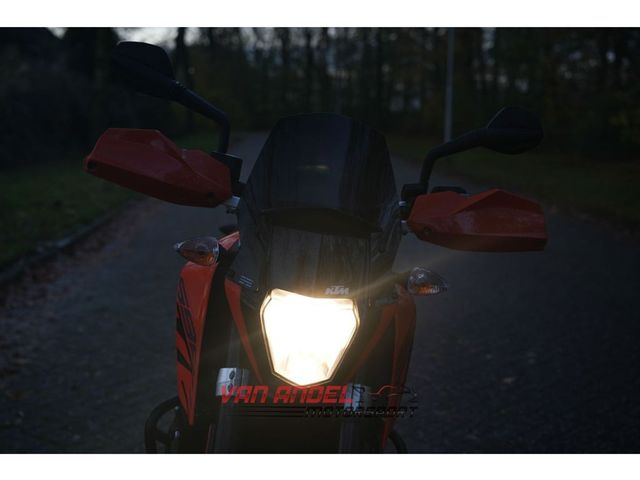 ktm - 690-duke