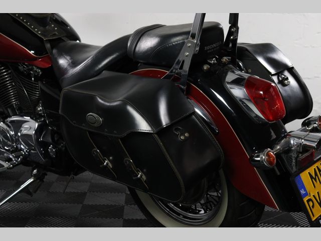 honda - vt-1100-c3-aero