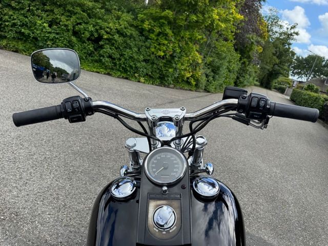 harley-davidson - night-train-fxstbi