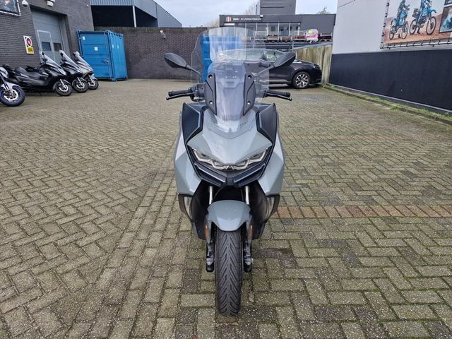 bmw - c-400-gt
