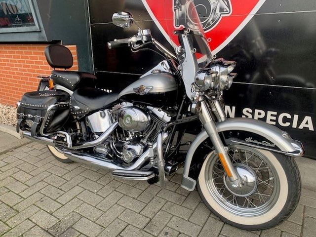 harley-davidson - heritage-softail-classic-flstc