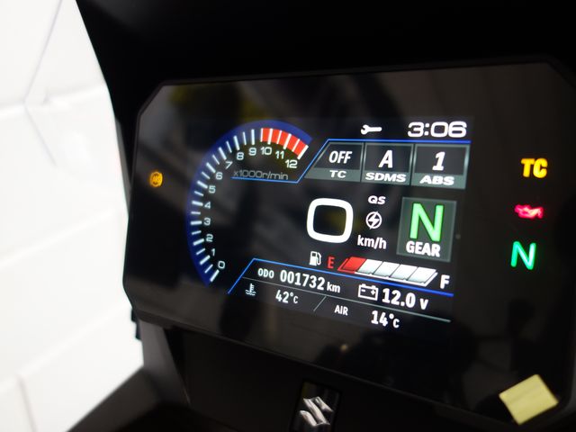 suzuki - v-strom-800-de