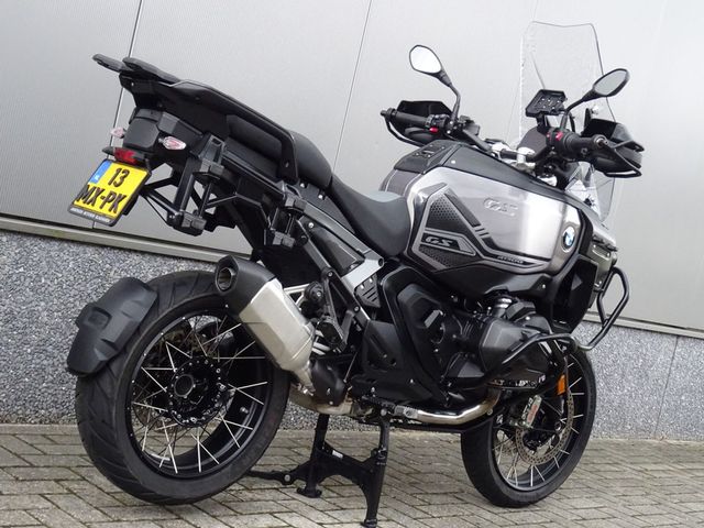 bmw - r-1300-gs-adventure-triple-black