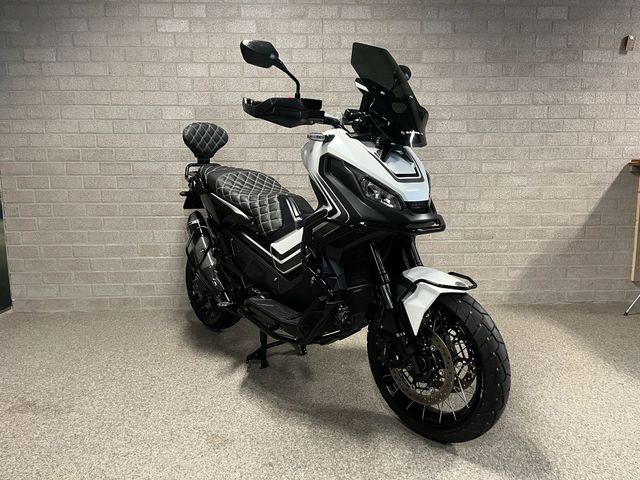 honda - x-adv