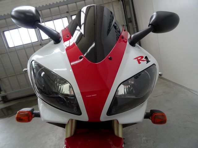 yamaha - yzf-r1