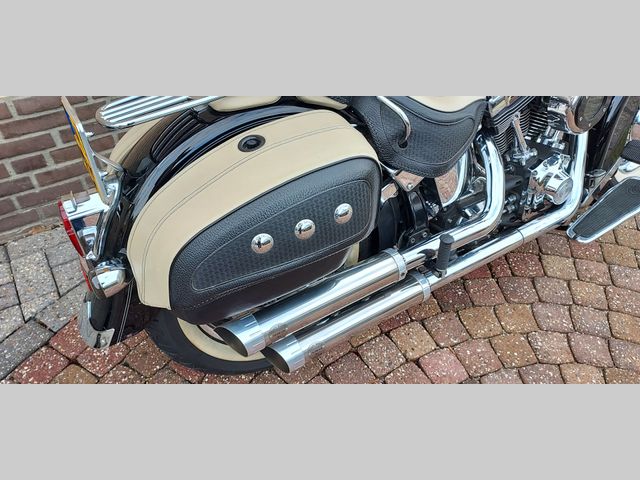 harley-davidson - softail-deluxe-flstni