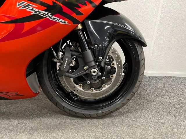 suzuki - gsx-r-1300-hayabusa